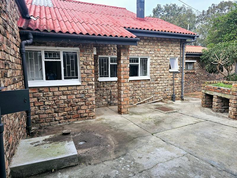 3 Bedroom Property for Sale in Mossel Bay Central Western Cape